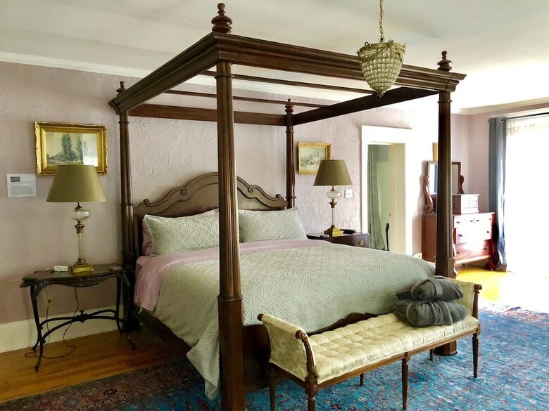 1000 Islands Bed And Breakfast ? The Bulloch House