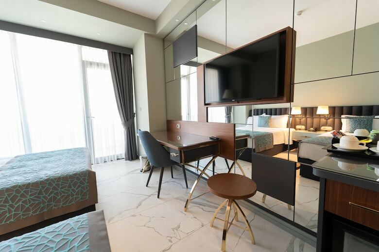 Hotel Capella Otel