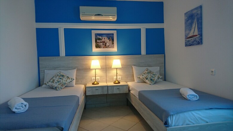 Apartamentos Elia House A Quiet Seaside Place