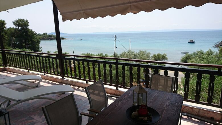 Apartamentos Elia House A Quiet Seaside Place