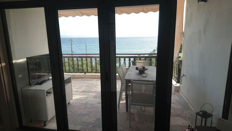 Apartamentos Elia House A Quiet Seaside Place