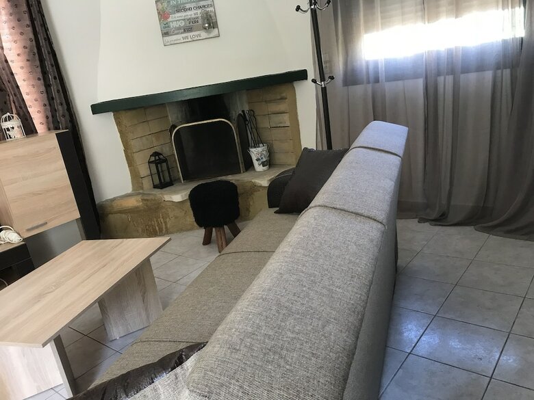 Apartamentos Ioanna's Home