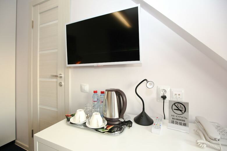 Nicola Hotel