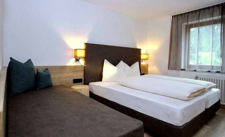 Ciasa Cir Apartments