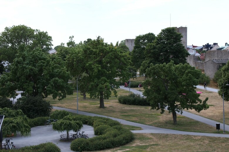 Alyhr Apartments