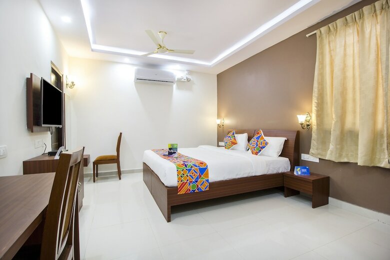 Fabhotel Windsor Castle Inn Brigade Rd