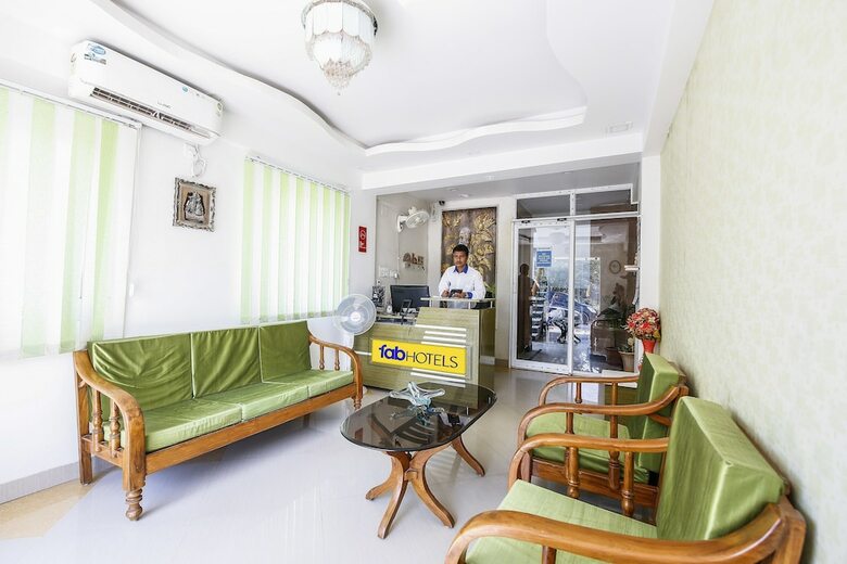 Fabhotel Eleanora Inn New Town