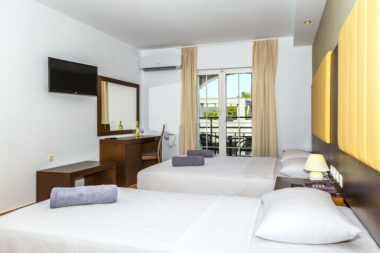 Hotel White Olive Premium Laganas - All Inclusive