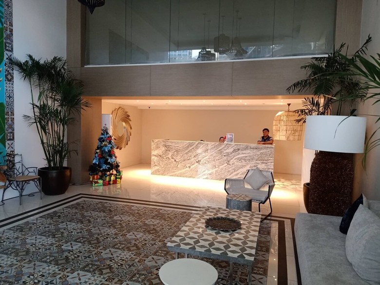 Condo At Azure By Metro Booking Bnb