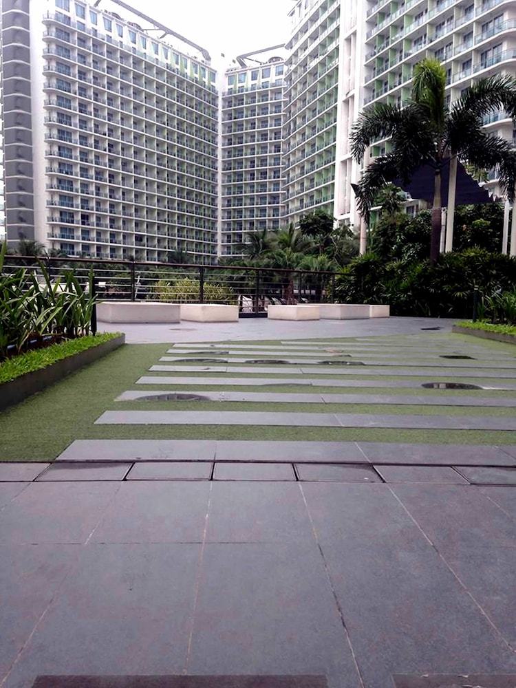 Condo At Azure By Metro Booking Bnb