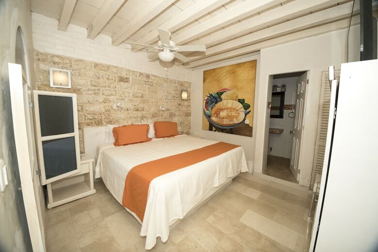 Casa Santo Domingo By Nomad Guru