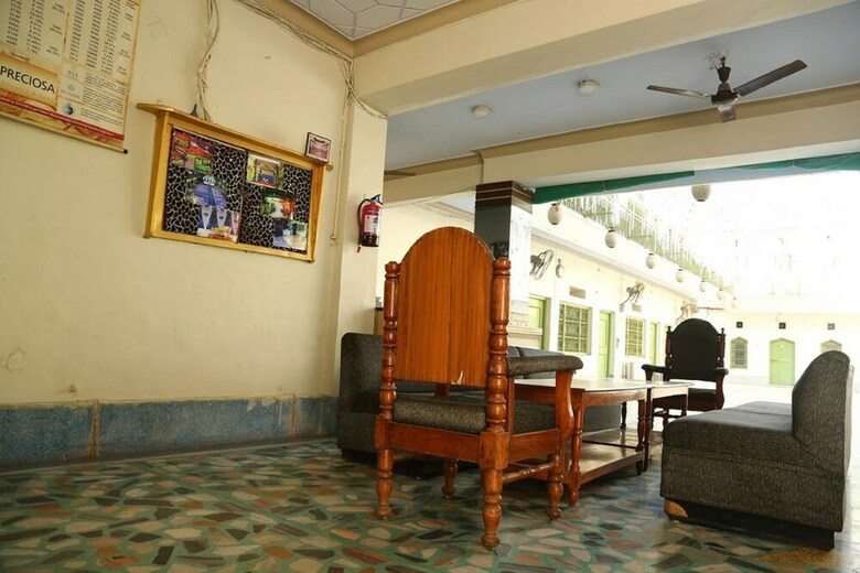 Hotel Anand Palace