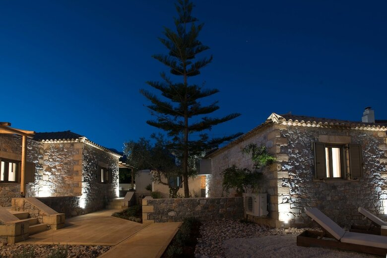 Apartamentos Calme Suites Mani