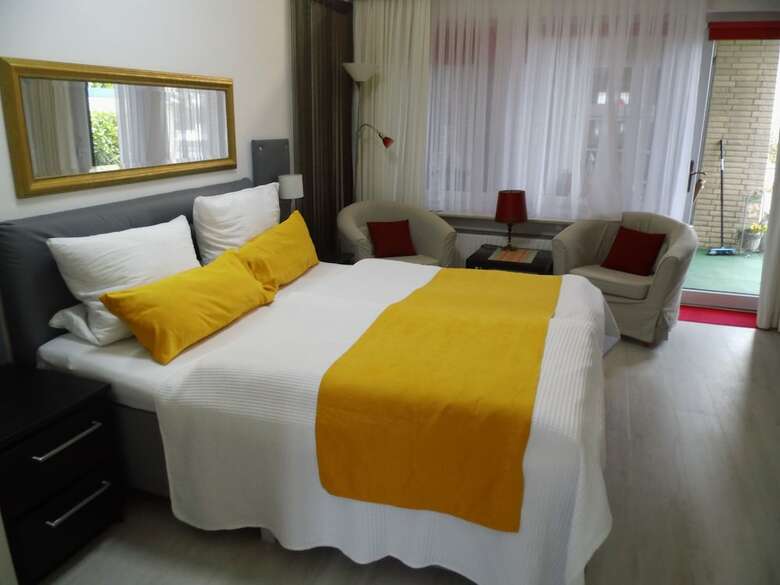 Pension Strandnest B�sum