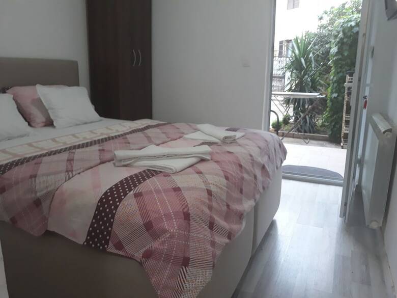 Hotel Radovic Apartments