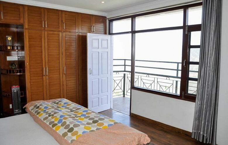 Hotel Westend Homestay