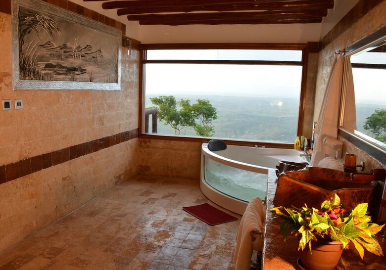 Hotel Shimba Green Lodge