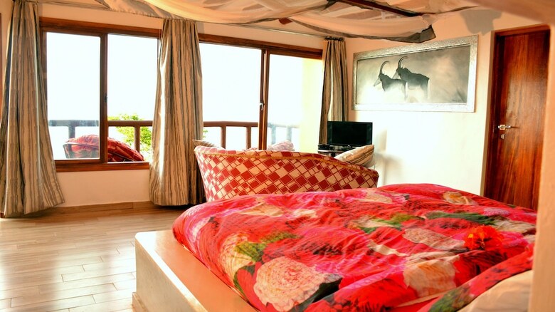 Hotel Shimba Green Lodge