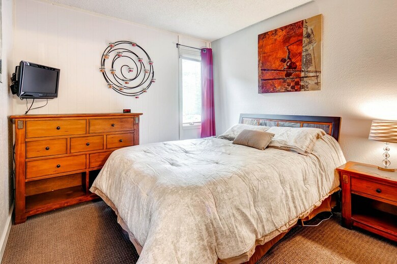 Gold Camp Condominiums By Crmr