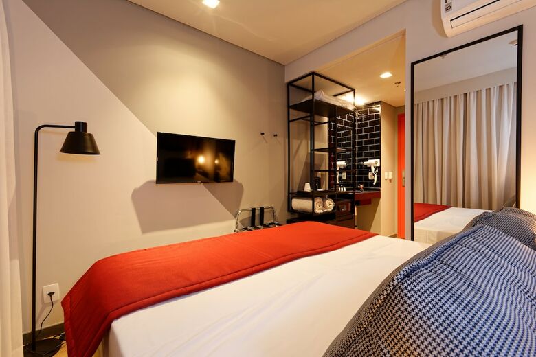 Hotel Ramada Encore By Wyndham Berrini