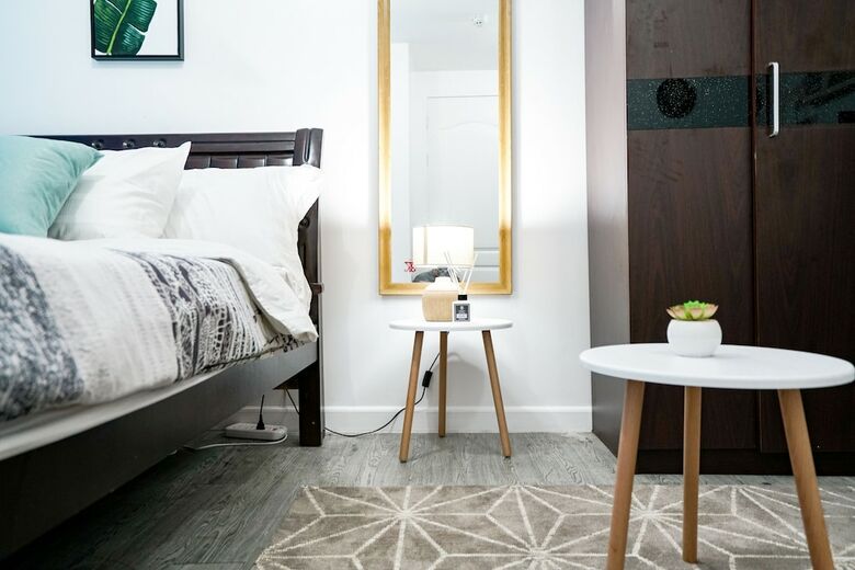 Apartamentos Indigo Ortigas @ Adb Avenue Tower