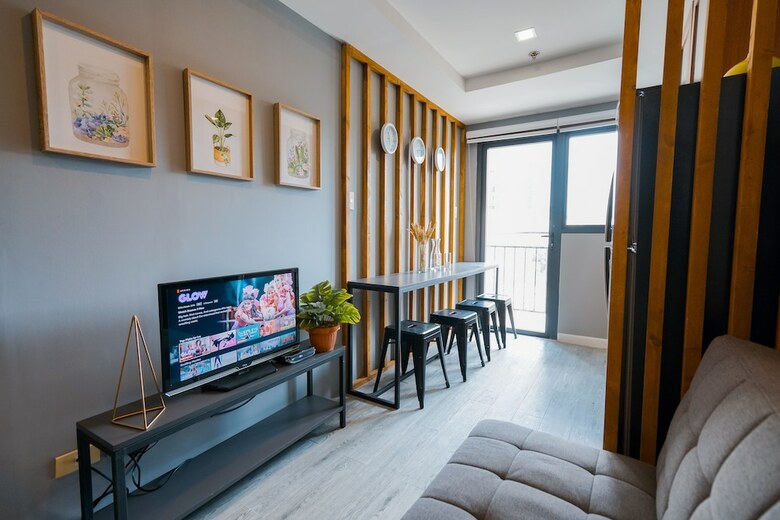 Apartamentos Indigo Ortigas @ Adb Avenue Tower