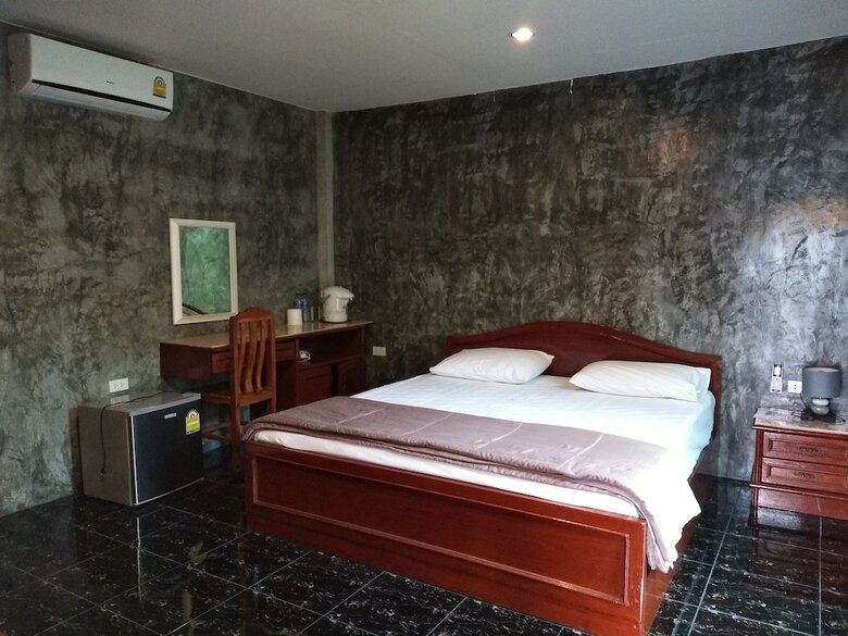 Hotel Bann Chansabai Resort
