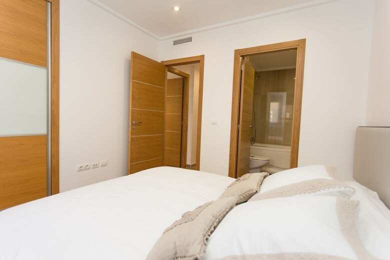 Lujoso Apartamento Con Piscina Interior