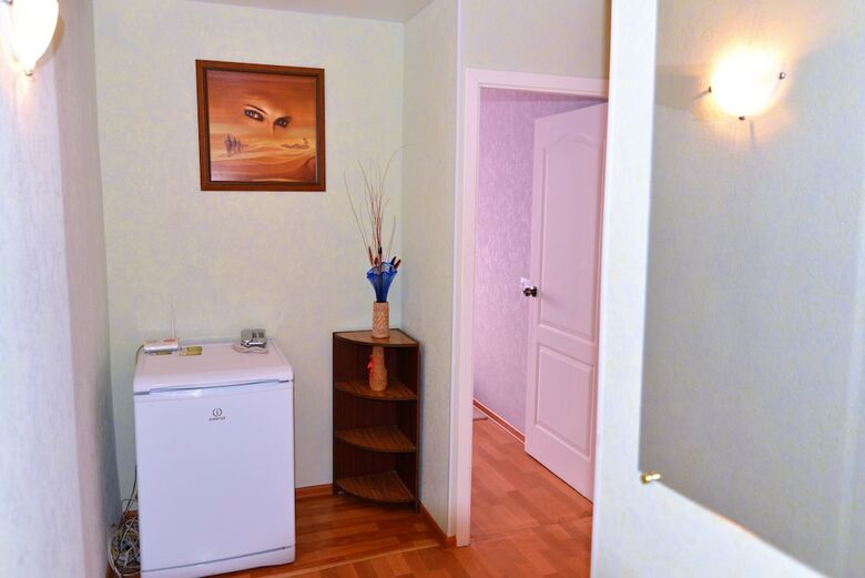 Megapolis Apartments On Karla Marksa 76
