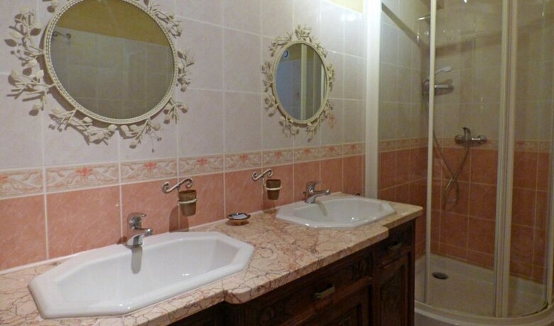 Hotel Val Des Nymphes Chambres D'h�tes