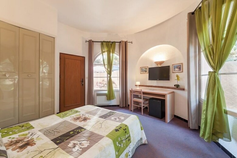 Hotel H�tel Astria Beach La Falaise