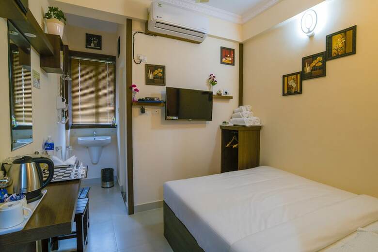 Blue Bell Airport Hotel