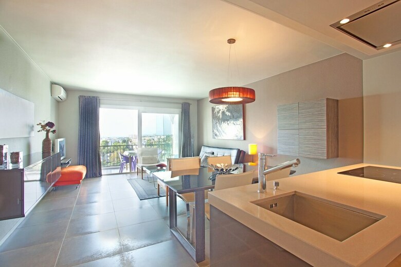 Apartamentos Jard�n Miraflores