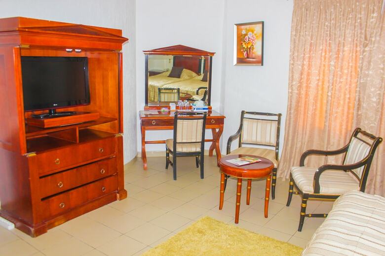 New Rivoli Hotel Benin