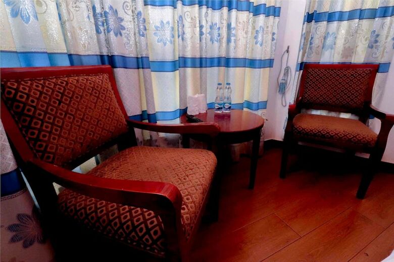 Hotel Yoho Villa Lake View