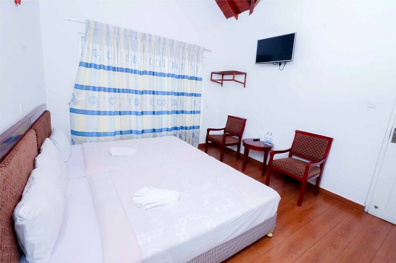 Hotel Yoho Villa Lake View