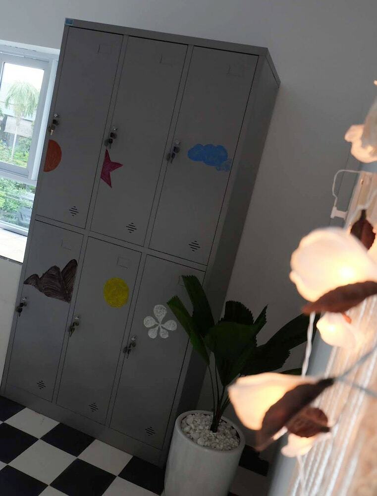 Hostal Colorful Hue Hostel - Adults Only