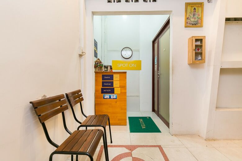 Hostal Oyo 746 Ben Thanh Dorm