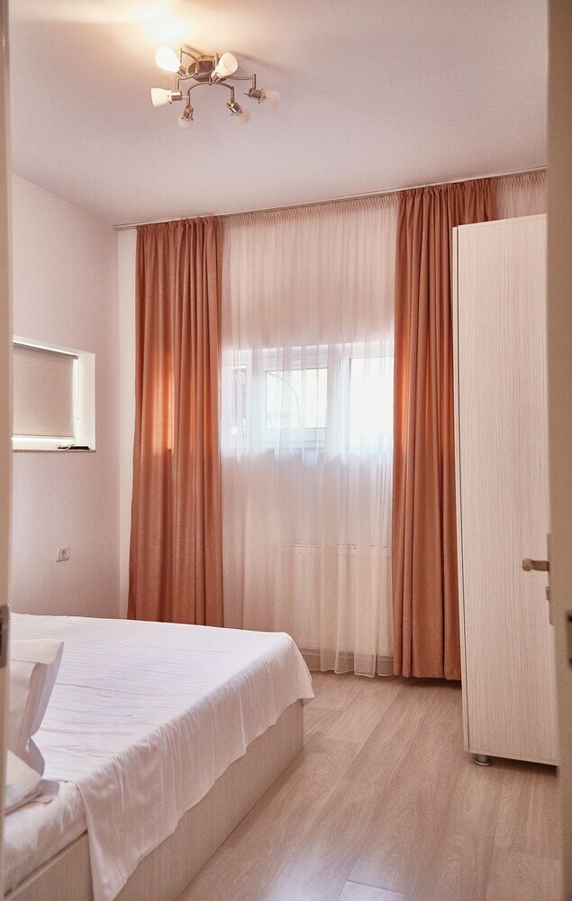 Gabizz Apartments - Near Farul Stadium