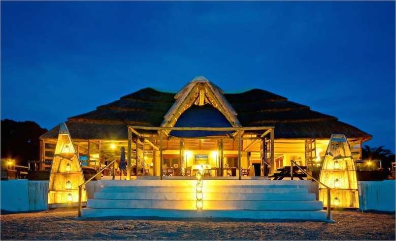Posada Lake Shore Lodge & Campsite