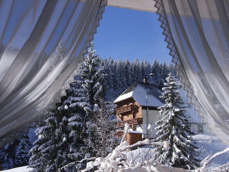 Schwarzwald- Hotel Kr�utle