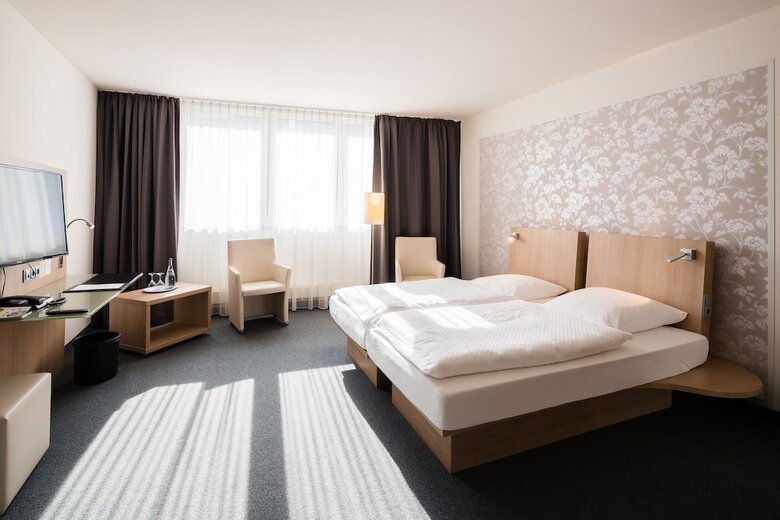 Hotel Th�les Am Allerpark Verden