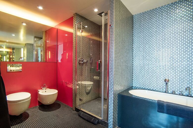 Radisson Collection Hotel, Royal Mile Edinburgh