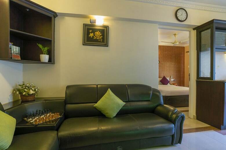 Aparthotel Aaha Airport Hotel