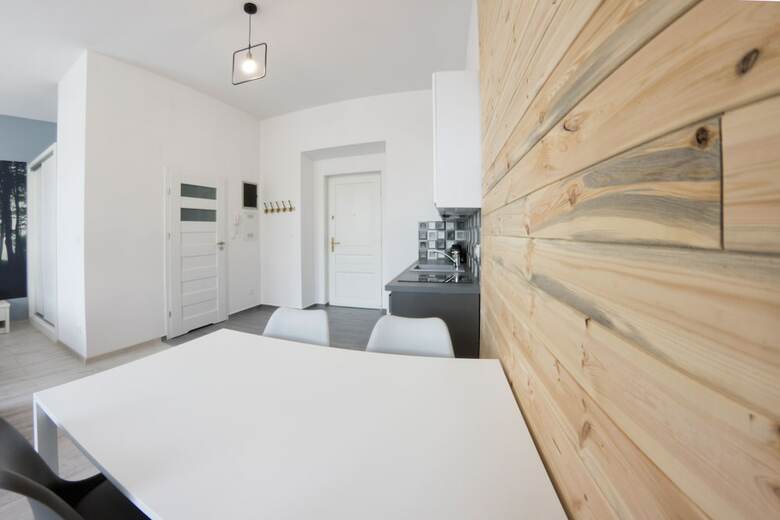 Rister Apartments