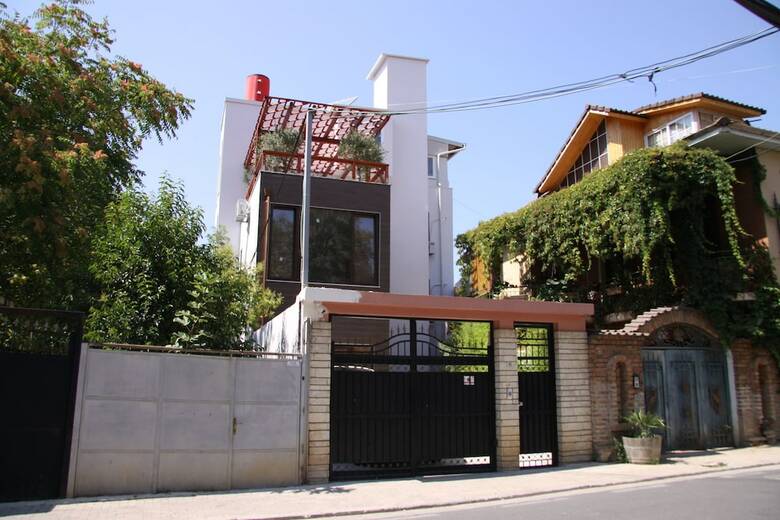 Hostal Art Hostel & Apartments