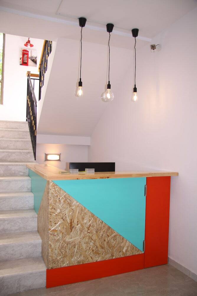Hostal Art Hostel & Apartments