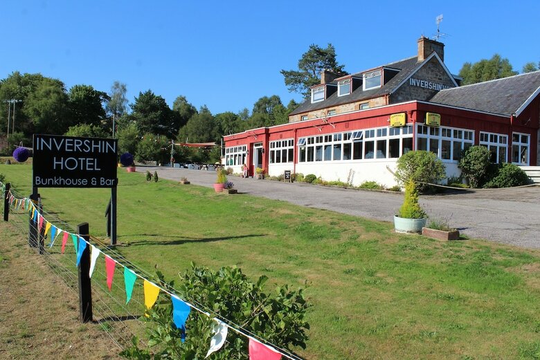 Invershin Hotel Bunkhouse & Bar