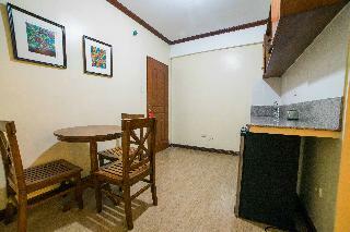 Hotel Reddoorz @ Moonwalk Paranaque