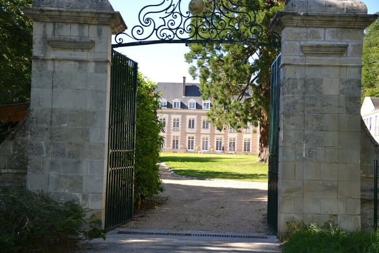 Bed & Breakfast Ch�teau de Saint Ouen Les Vignes